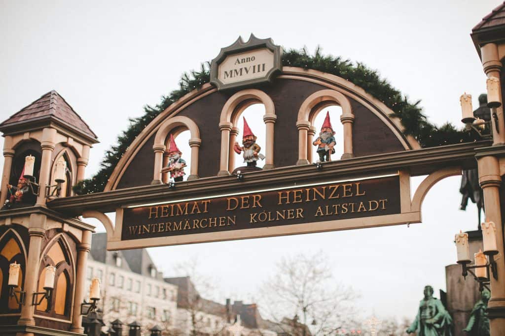 Weihnachtsmarkt Cologne entry sign.