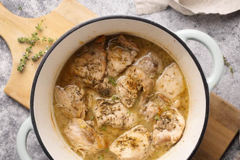how long to cook chicken thighs in a dutch oven