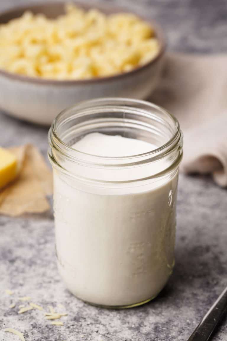 Cottage cheese pasta sauce in a mason jar.